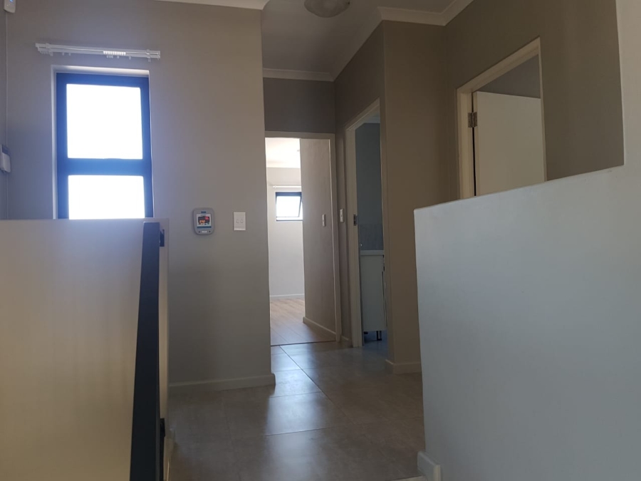 To Let 3 Bedroom Property for Rent in Parklands North Western Cape